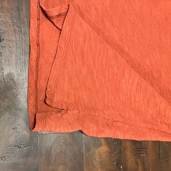 Old Navy v neck tank top - Picture 4 of 5